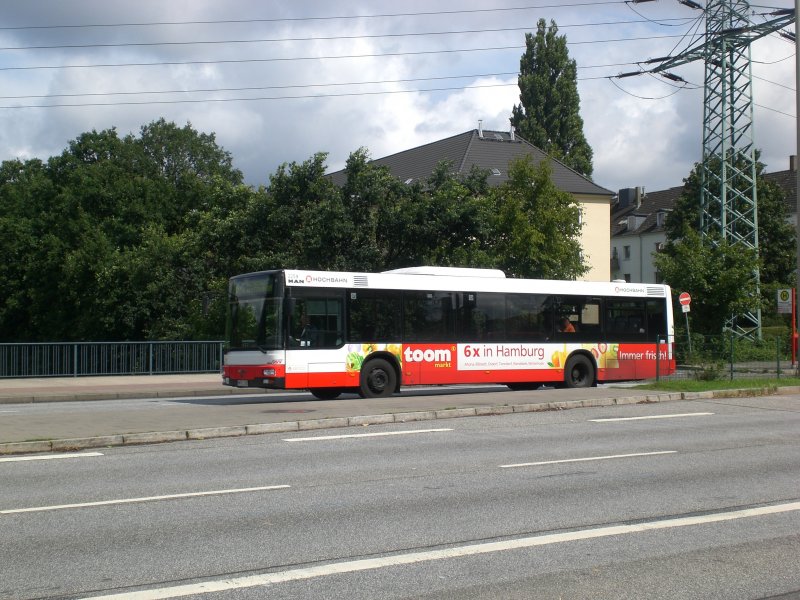 MAN Niederflurbus 2. Generation auf der Linie 26 nach U-Bahnhof Alsterdorf am S-Bahnhof Rbenkamp.
