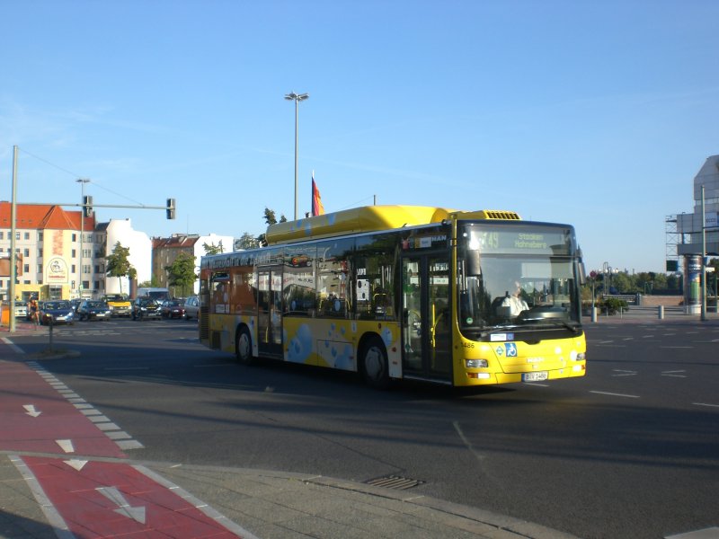 MAN Niederflurbus 3. Generation (Lions City) auf der Linie X49 nach Staaken Hahneberg nahe des S-Bahnhof Messe/Nord/ICC.