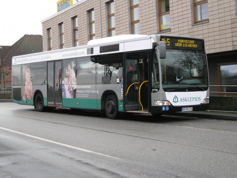 MB Citaro Facelift der Hochbahn macht Werbung für die Asklepios-Klinik Harburg.