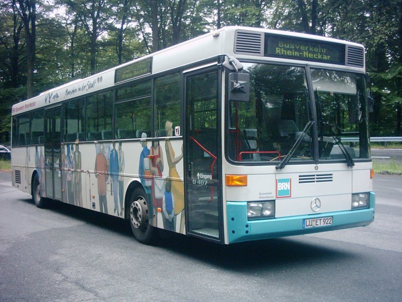MB O 407 des BRN auf dem Buswendeplatz in Lindenfels.einer der letzten O 407 der gebaut wurde. Erstzulassung im Jahr 2000.