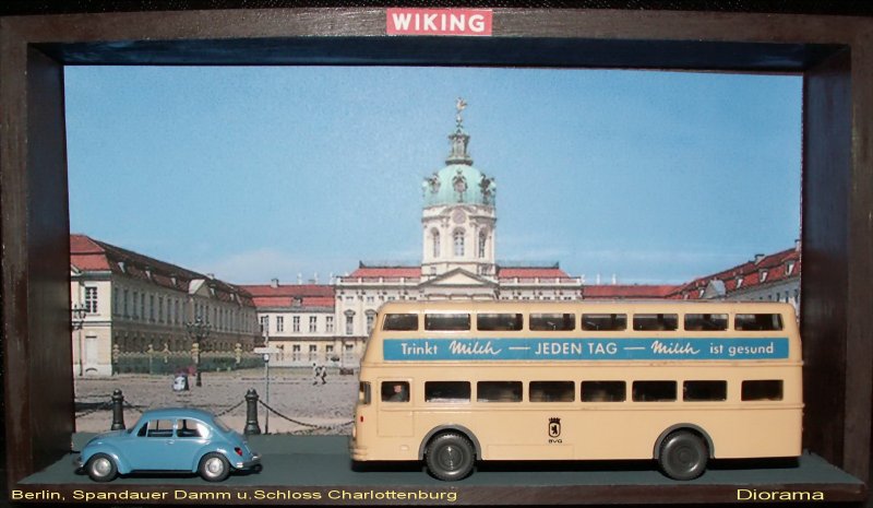 Mein kl.Wiking Diorama,Epoche III.Berliner Doppeldecker Bus
Bssing D2U und WV 1303,vor dem  Charlottenburger Schloss 