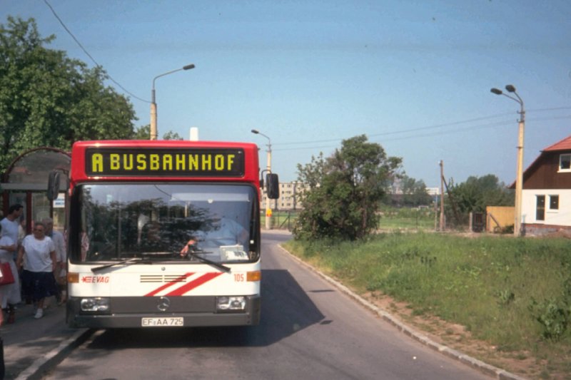 Mercedes 405N an der ehemaligen Busendstelle Ringelberg im Jahre 1992