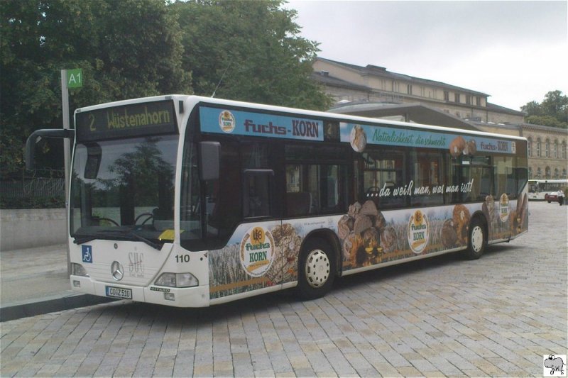 Mercedes Benz Citaro der Stdischen Werke berland Werke Coburg (SC) an der Haltestelle am Landestheater. Die Aufnahme entstand am Morgen des 13. Juli 2009.