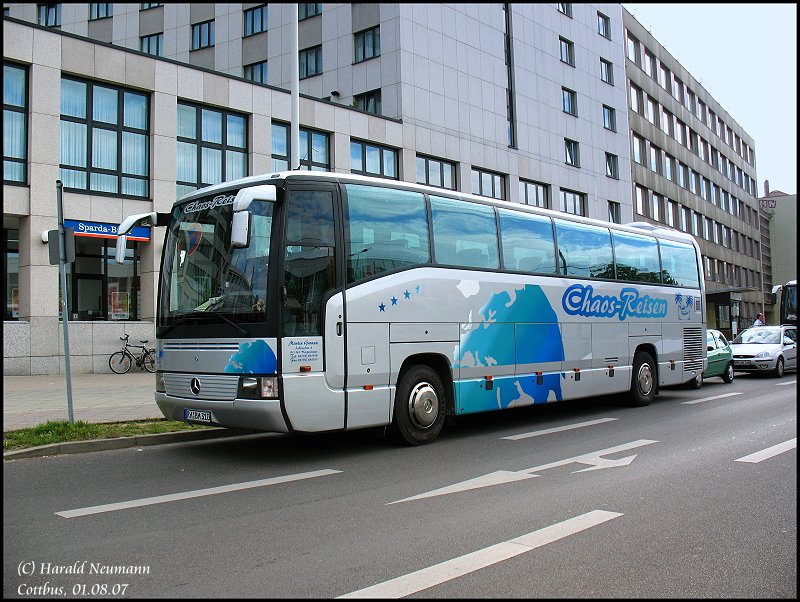 Mercedes-Benz O 404 in der Vetschauer Str. in Cottbus, 01.08.07.