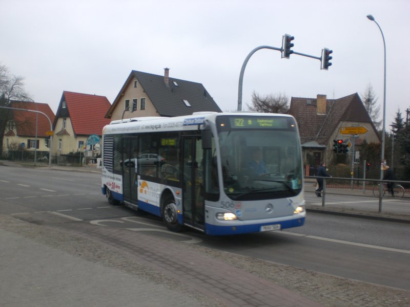 Mercedes-Benz O 520 (Cito) auf der Linie 622 am S-Bahnhof Teltow Stadt.