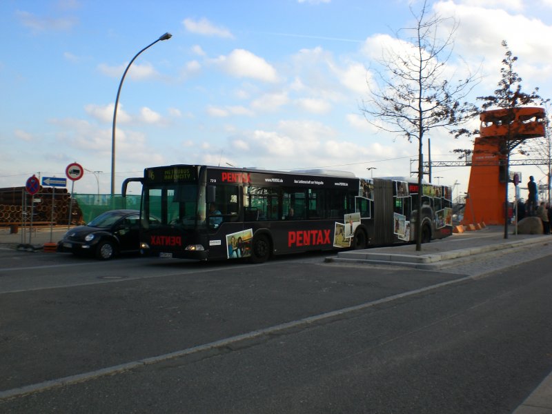 Mercedes-Benz O 530 I (Citaro) auf der Linie 6 nach U-Bahnhof Borgweg an der Haltestelle Hafencity.