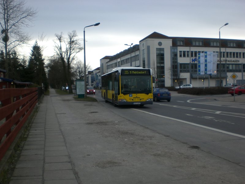 Mercedes-Benz O 530 I (Citaro) auf der Linie 395 nach S-Bahnhof Mahlsdorf am U-Bahnhof Hönow.