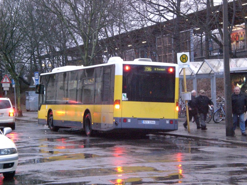 Mercedes-Benz O 530 I (Citaro) auf der Linie 396 nach U-Bahnhof Tierpark am S-Bahnhof Karlshorst.
