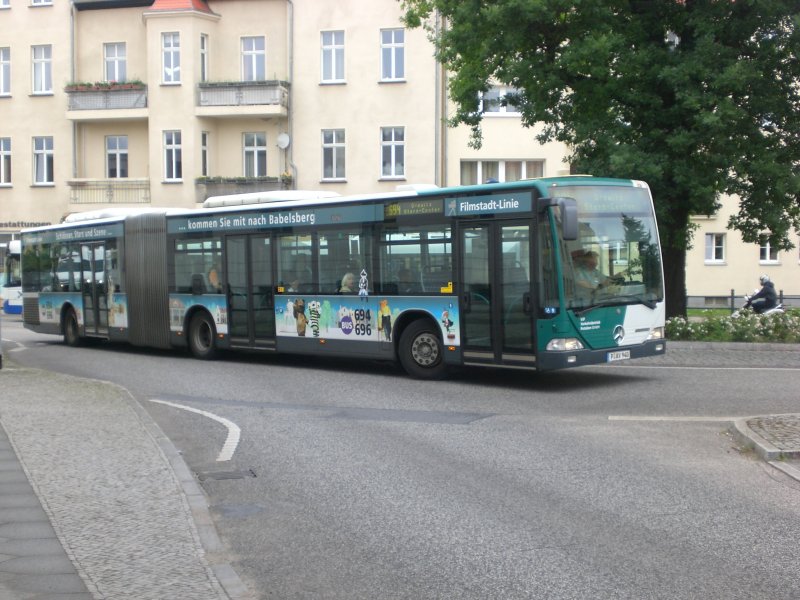 Mercedes-Benz O 530 I (Citaro) auf der Linie 694 nach Drewitz Stern-Center/Gerlachstrae am S-Bahnhof Babelsberg/Schulstrae.