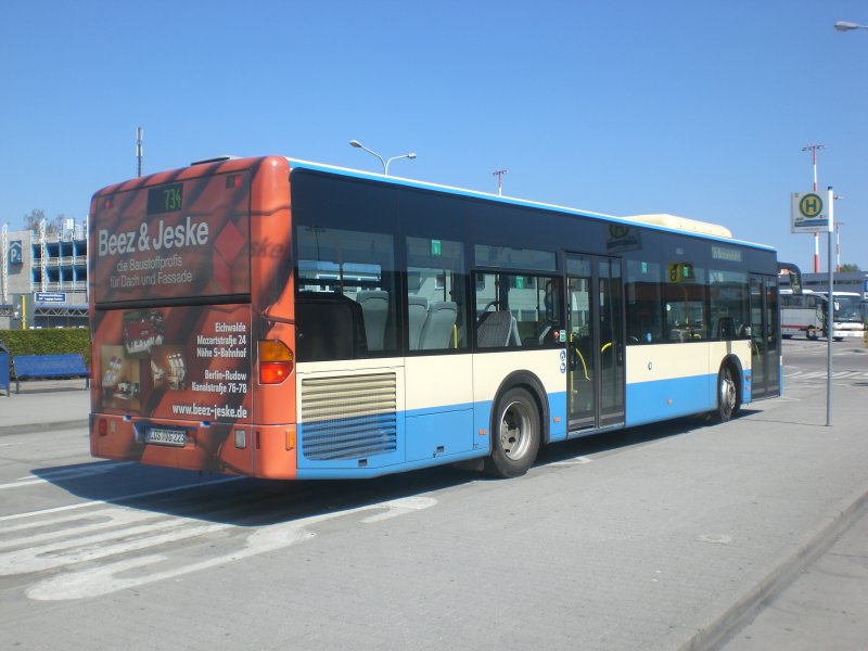 Mercedes-Benz O 530 I (Citaro) auf der 735 nach Groziethen Schnefelder Weg am Flughafen Berlin Schnefeld.
