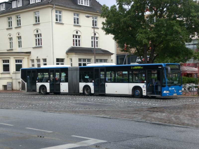 Mercedes-Benz O 530 I (Citaro) auf der Linie 2 nach Schenefeld(Mitte) am Bahnhof Altona.