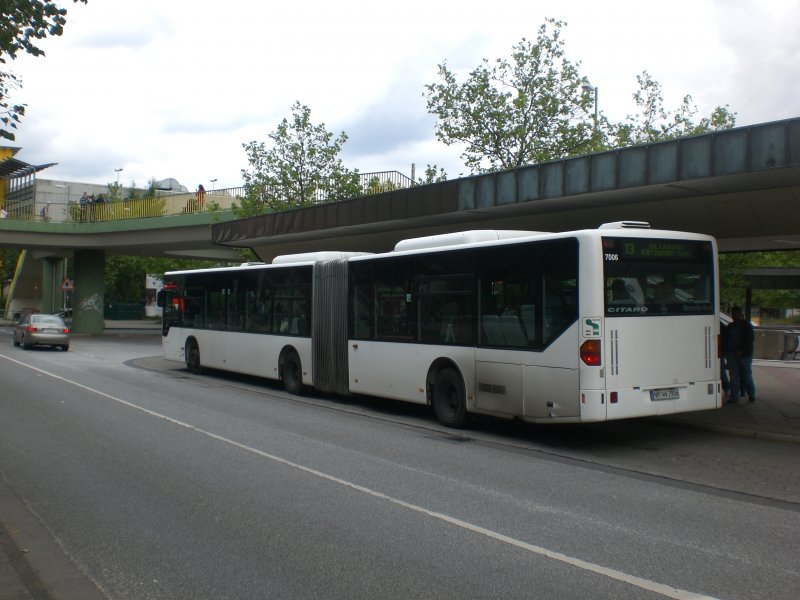 Mercedes-Benz O 530 I (Citaro) auf der Linie 13 nach Kirchdorf(Sd) am S-Bahnhof Wilhemsburg.

