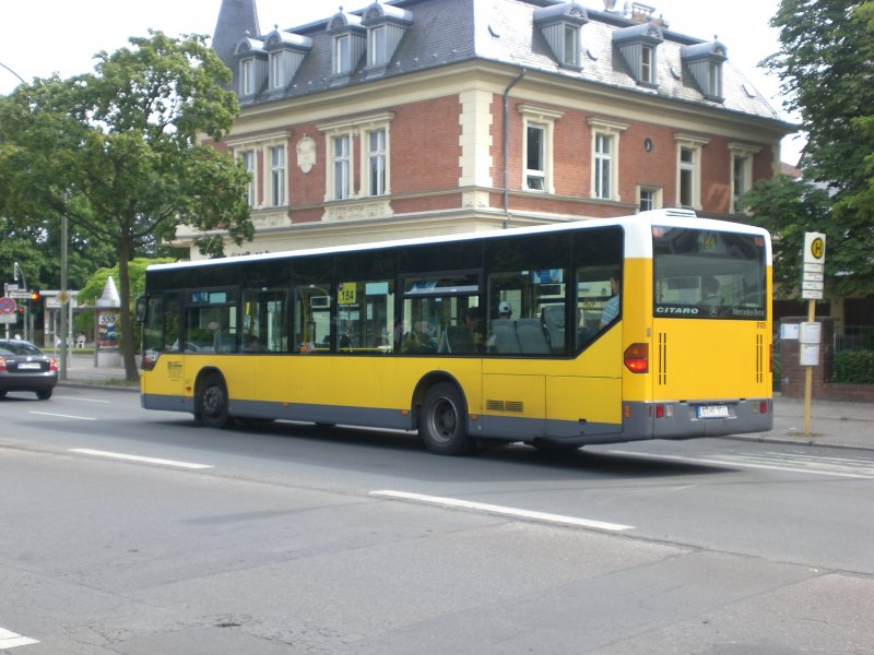 Mercedes-Benz O 530 I (Citaro) auf der Linie 184 nach S+U Bahnhof Tempelhof an der Haltestelle Lichterfelde Jungfernstieg.