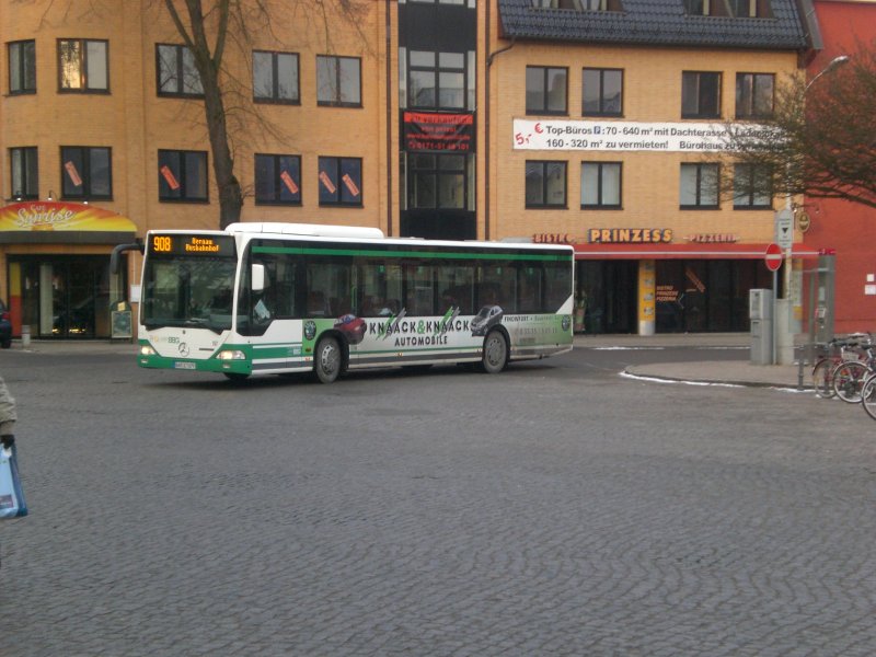 Mercedes-Benz O 530 I  (Citaro) auf der Linie 908 am S-Bahnhof Bernau.