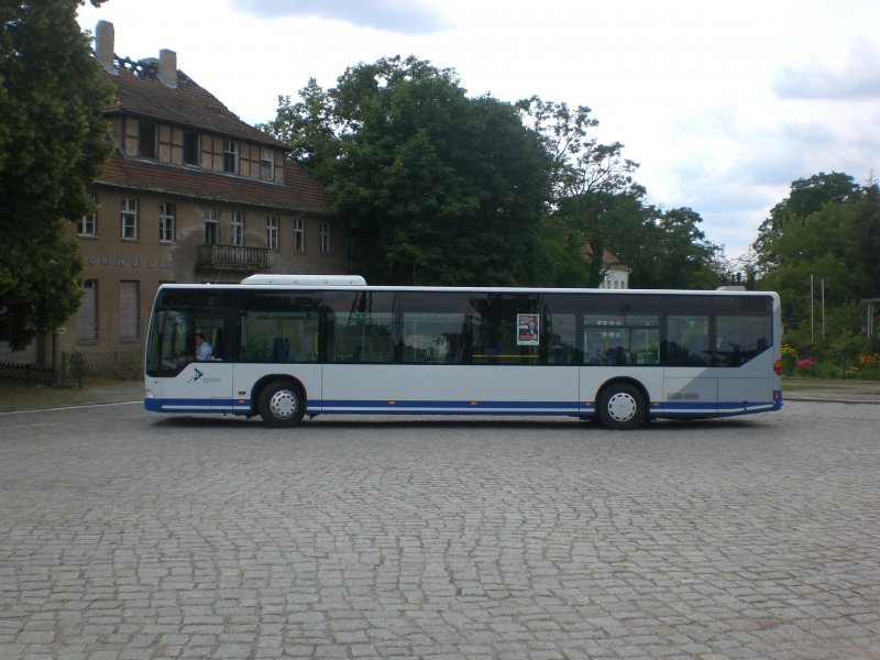 Mercedes-Benz O 530 I  (Citaro) auf der Linie 618 nach Potsdam Hauptbahnhof am Bahnhof Wnsdorf-Waldstadt. 
