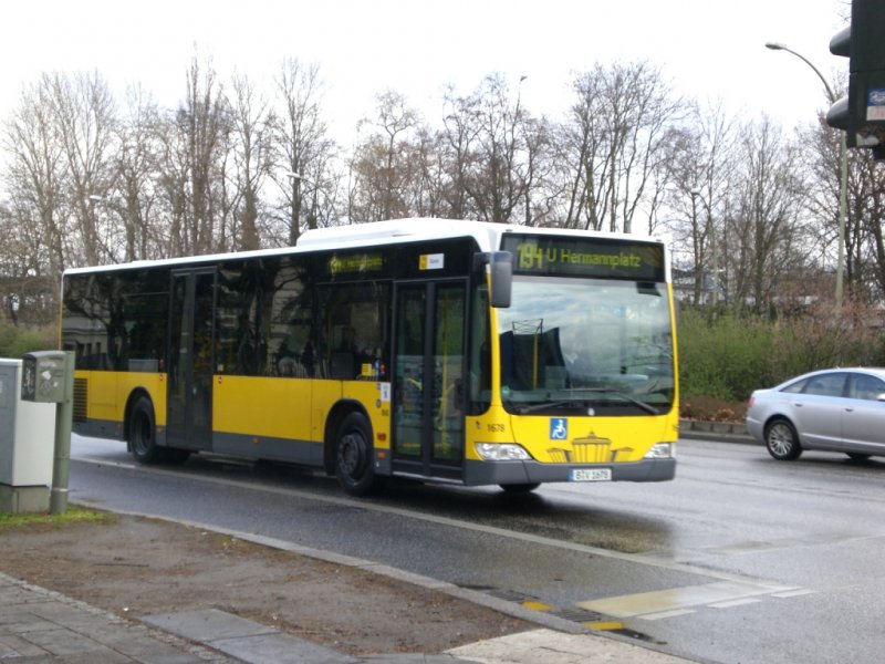 Mercedes-Benz O 530 II (Citaro Facelift) auf der Linie 194 nach U-Bahnhof Hermannplatz am S-Bahnhof Treptower Park.