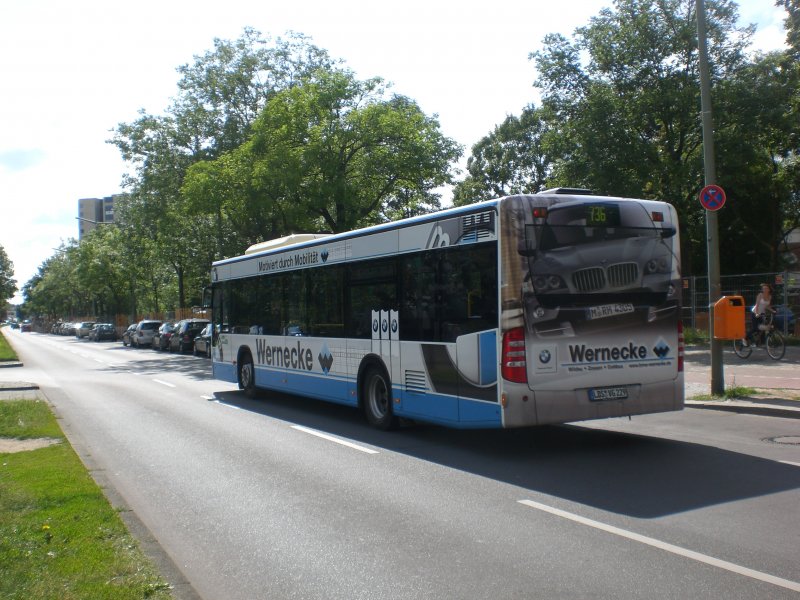 Mercedes-Benz O 530 II (Citaro Facelift) auf der Linie 736 nach U-Bahnhof Rudow am U-Bahnhof Johannisthaler Chaussee.
