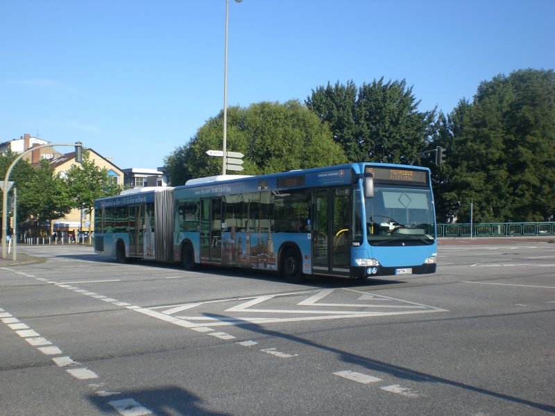 Mercedes-Benz O 530 II (Citaro Facelift) auf der Linie 14 nach Fleestedt am S-Bahnhof Harburg.