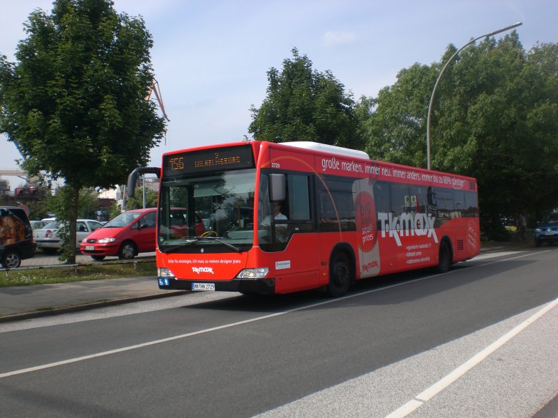 Mercedes-Benz O 530 II (Citaro Facelift) auf der Linie 156 nach S-Bahnhof Wilhemsburg an der Haltestelle Steinwerder Fhre. 