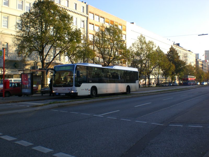 Mercedes-Benz O 530 LE  (Citaro) auf der Linie 31 nach U-Bahnhof Rdingsmarkt am Hauptbahnhof/ZOB.