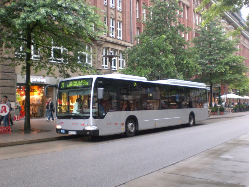 Mercedes-Benz O 530 LE  (Citaro) auf der Linie 31 nach Lauenburg/ZOB am Hauptbahnhof/Mnckebergstrae.