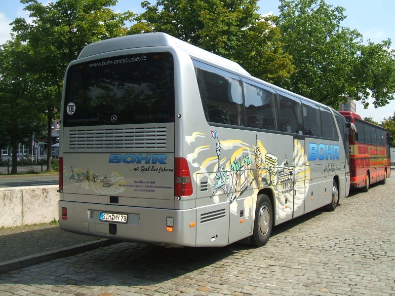 Mercedes Benz Tourismo von Bohr Omnibusse , die Hinterseite