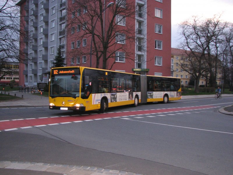 Mercedes Citaro der Satra am 24.03.07 auf der linie 82 Richtung Johannstadt. 