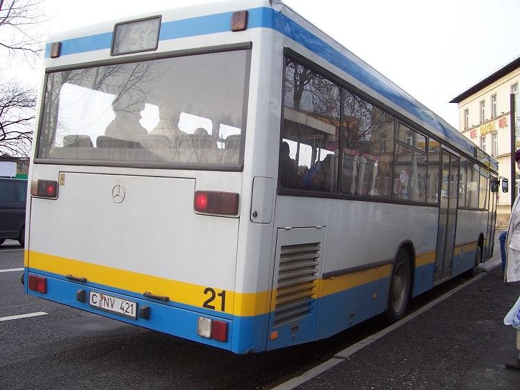 Mercedes O405N Nr. 21 fhrt als Linie 57 ins Lutherviertel (Charlottenstrae)