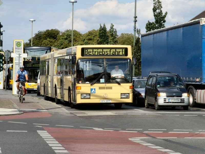 Mercedes-Stadtbus in Spandau, 9.9.2008