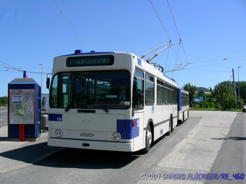 NAW/LN-Trolley mit Anhänger in Blécherette.