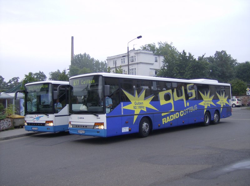 Neisseverkehr Wagen 342 und 344 am 02.09.2008 am Busplatz Cottbus