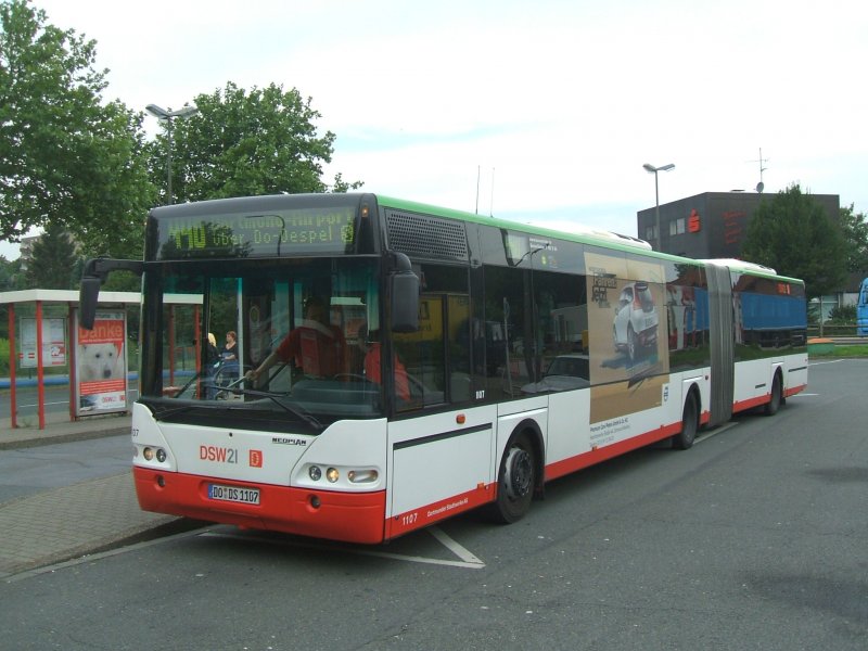 Neoplan Niederflurwagen der DSW 21, von DO Germania S nach DO Airport ber DO Oespel.