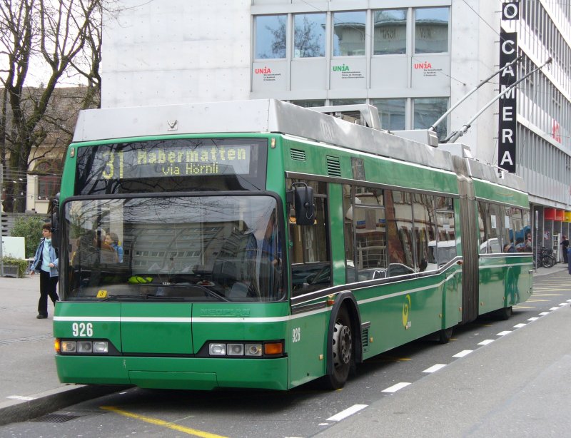 NEOPLAN Trollexbus  926 in den Strassen von Basel am 17.03.2007