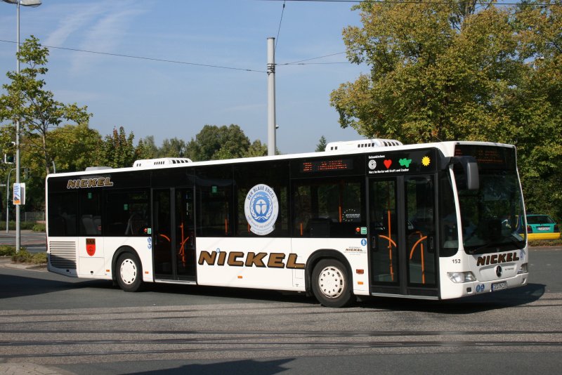 Nickel Reisen 152 am 27.9.2009 vor dem HBF Wanne Eickel.
Werbung: Der Blaue Engel