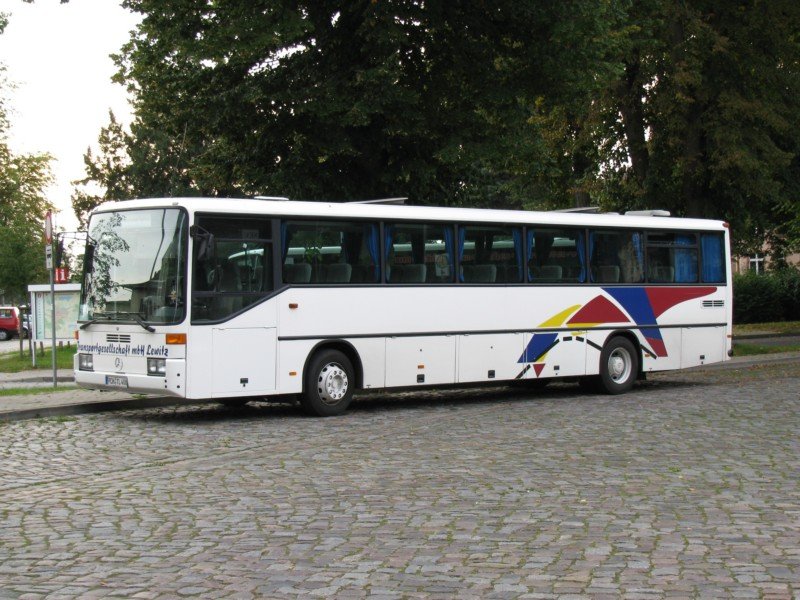 Omnibus MB O 408 der Transportgesellschaft mbH Lewitz am ZOB, von der DB AG zum SEV eingesetzt, wegen Bauarbeiten auf dem Streckenabschnitt Grevesmhlen - Bad Kleinen, Grevesmhlen 20.09.2008
