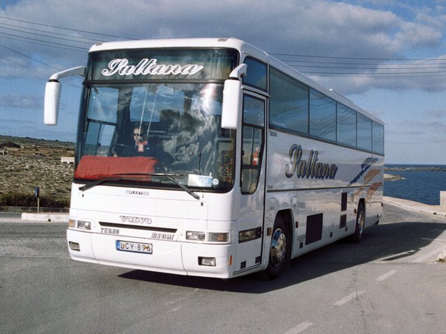 Plaxton / Volvo B 10 M Reisebus