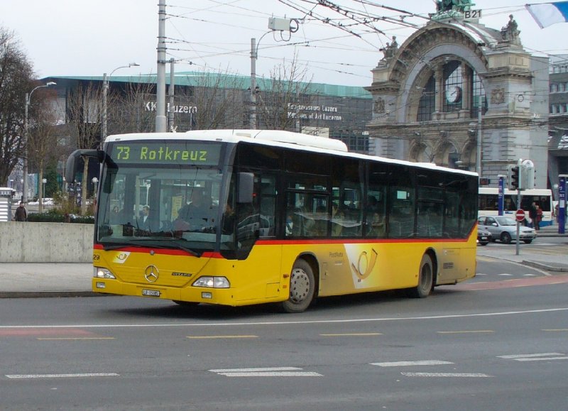 Post - Mercedes Citaro Bus LU 15065 unterwegs auf der Linie 73 nach Rotkreuz am 18.11.2007