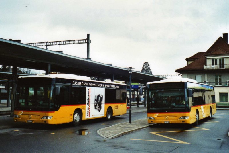 PostAuto Bern BE 653'382 + BE 653'385 Mercedes Citaro am 30. März 2009 Spiez, Bahnhof