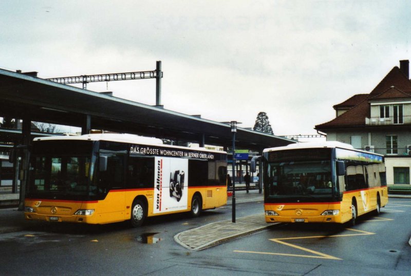 PostAuto Bern BE 653'382 + BE 653'385 Mercedes Citaro am 30. Mrz 2009 Spiez, Bahnhof