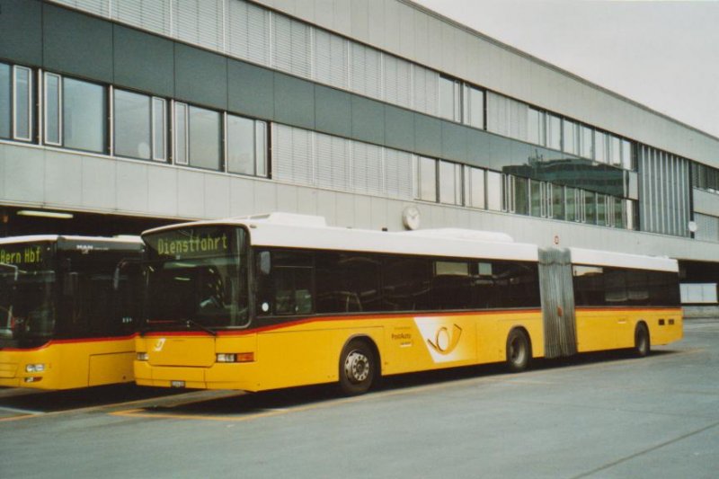 PostAuto Bern Nr. 612/BE 614'090 Volvo/Hess (ex P 27'732) am 28. November 2008 Bern, Postautostation