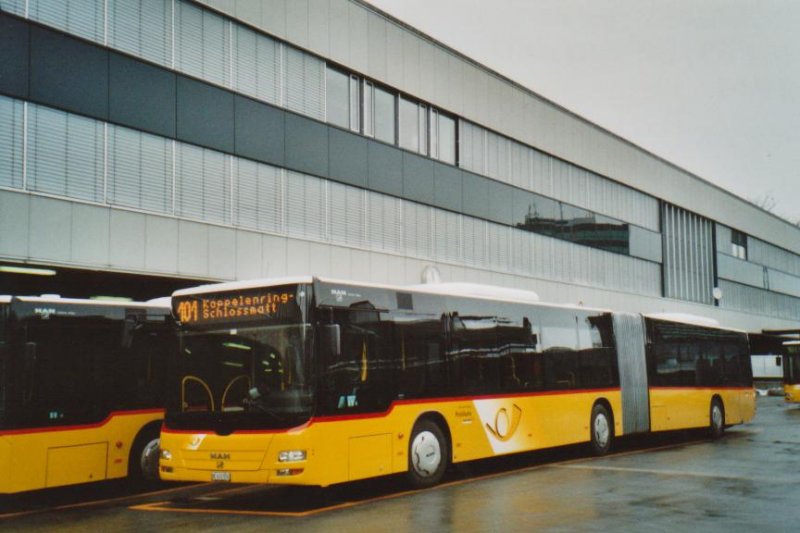 PostAuto Bern Nr. 663/BE 610550 MAN am 20. Dezember 2008 Bern, Postautostation