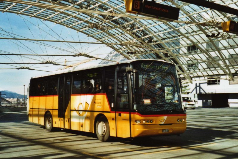 PostAuto Graubnden GR 159'208 Neoplan (ex P 25'083) am 14. Mrz 2009 Chur, Postautostation
