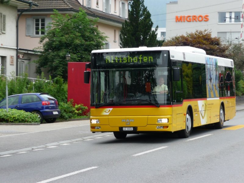 Postauto - MAN  LU 15552 unterwegs in Willisau am 02.8.2008
