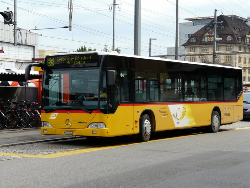 Postauto - Mercedes Citaro SO 148658 unterwegs auf der 83 bei der Haltestelle neben dem Bahnhof in Prattelen am 11.05.2009