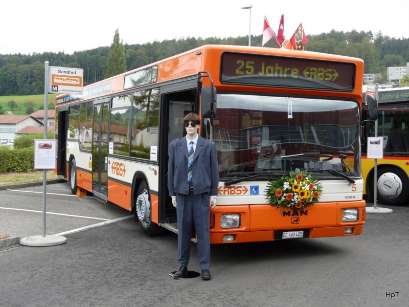 RBS - MAN Bus Nr.5 BE 468405 beim Tag der offenen Tür der RBS im Worbboden in Worb am 22.08.2009