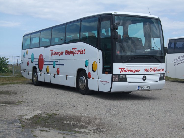 Reisebus Thüringer RöhnTourist abgestellt am alten Fähranleger in Warnemünde.(06.06.09)