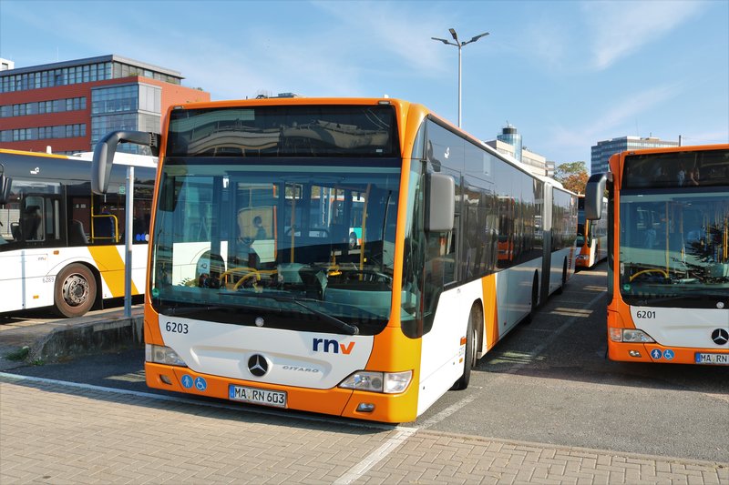 Rnv Mercedes Benz Citaro 1 Facelift G Wagen 6203 Am 20 10 18 Beim Tag Der Offenen Tur In Mannheim Bus Bild De