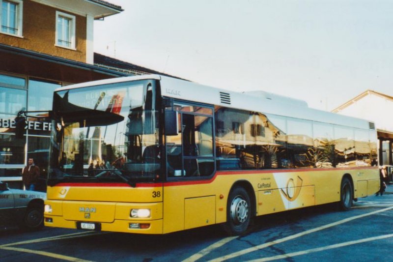 SAPJV, L'Isle Nr. 38/VD 1374 MAN am 22. Dezember 2008 Morges, Bahnhof