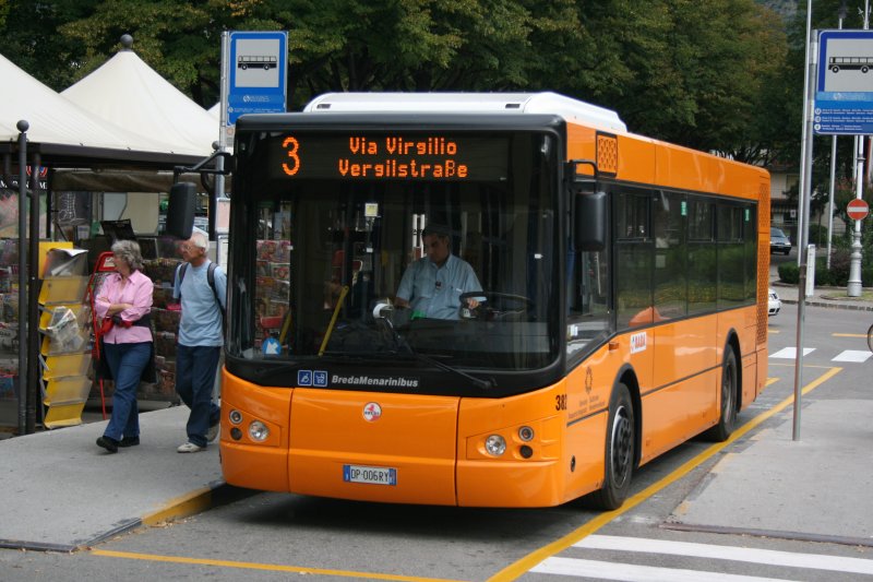 SASA, Bozen, Nr. 382 (DP006RY, BredaMenarinibus Vivacity, 2007) am 12.9.2009 in Meran.