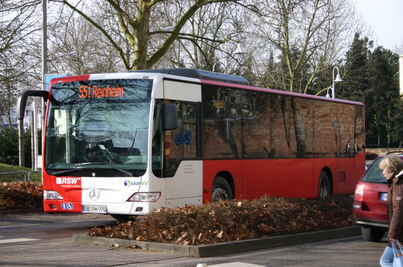 SB- PH 970: ein Wagen aus 2007 auf der 551 nach Reinheim.